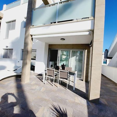 Property Punta Prima Amay Торрев'єха Екстер'єр фото