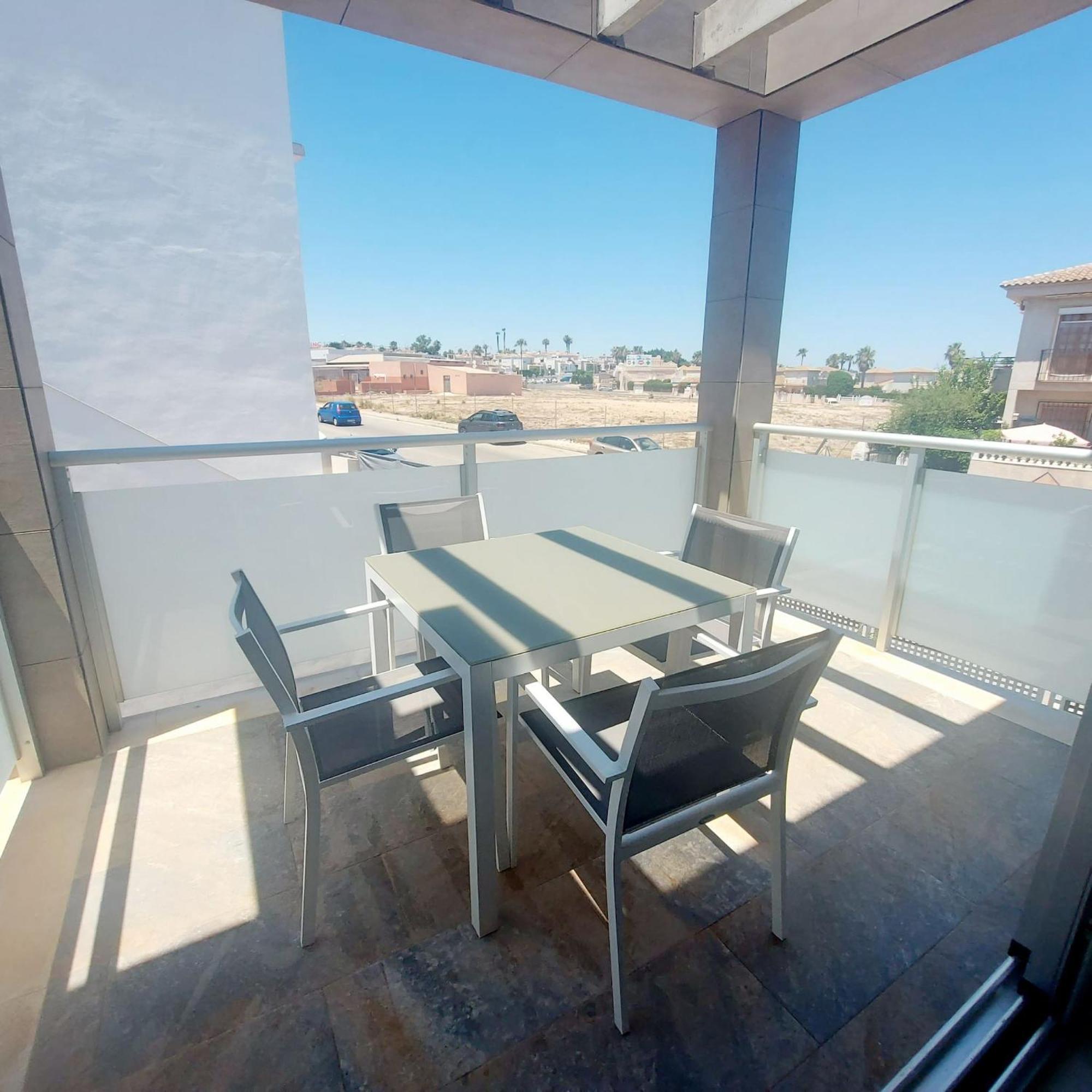 Property Punta Prima Amay Торрев'єха Екстер'єр фото