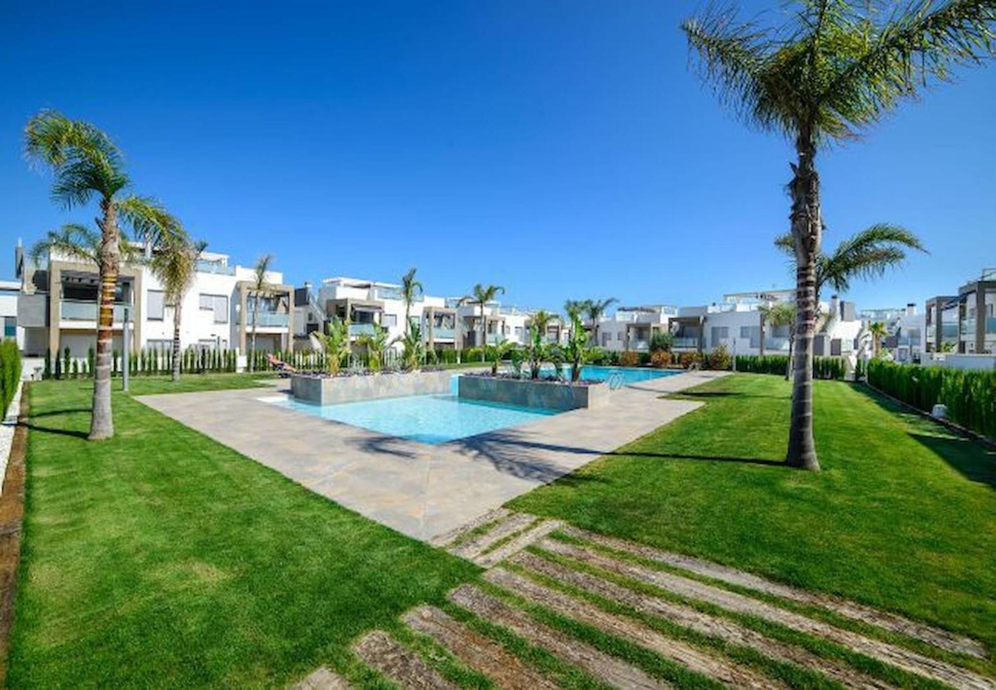 Property Punta Prima Amay Торрев'єха Екстер'єр фото