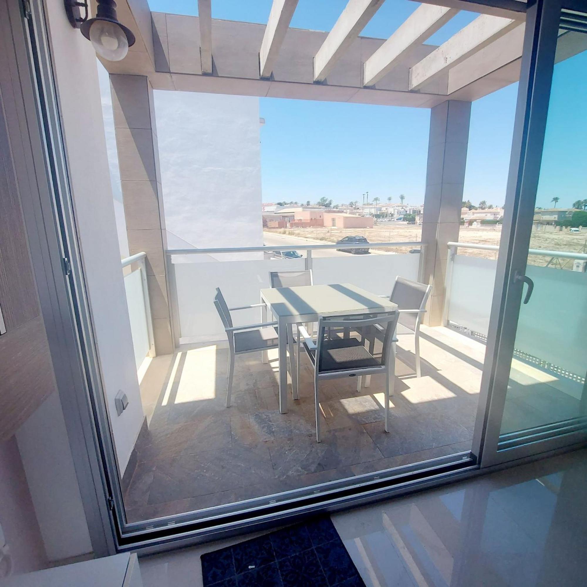 Property Punta Prima Amay Торрев'єха Екстер'єр фото