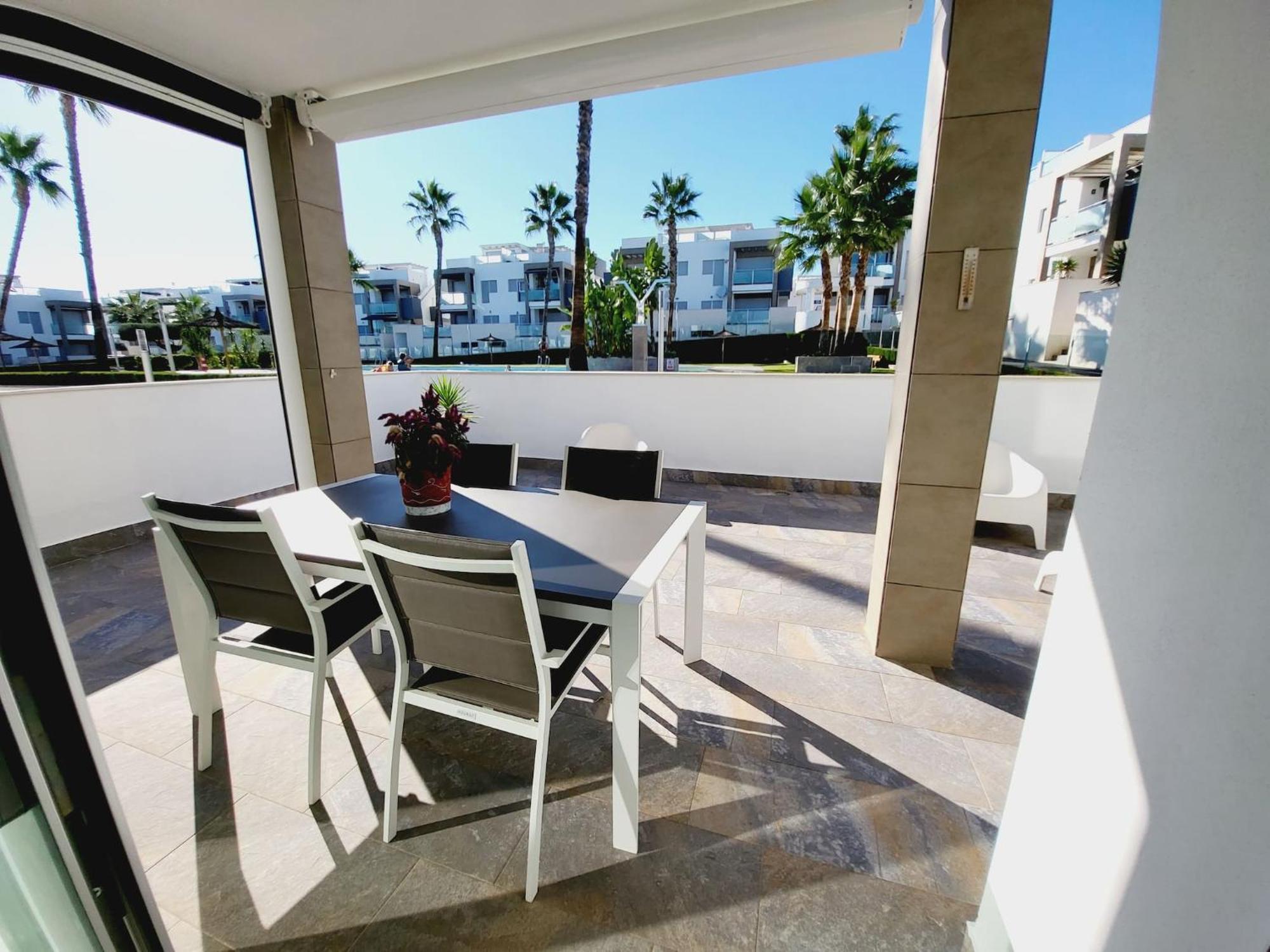 Property Punta Prima Amay Торрев'єха Екстер'єр фото