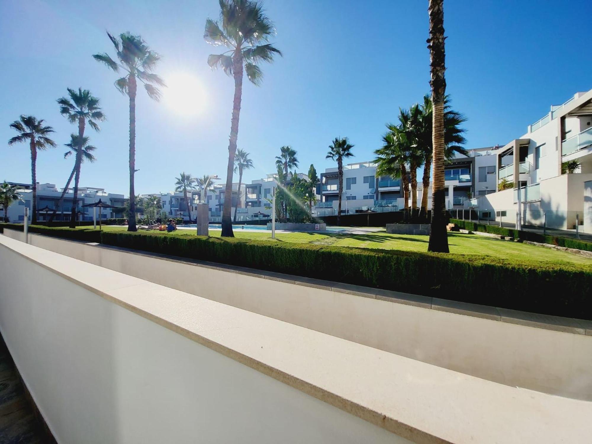 Property Punta Prima Amay Торрев'єха Екстер'єр фото